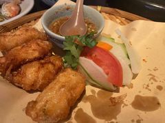 -大头虾越式风味餐厅(光明广场店)