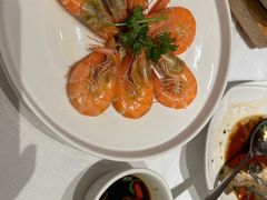 -醉辉皇上海之巅(上海中心大厦店)