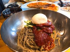 韩式冷面-唯成•韩国炭火烤肉 유성고기