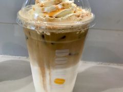 烤杏仁焦糖拿铁-DOUTOR德咖伦(吴江路店)