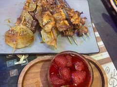 -沪上名羊天下碳烤羊腿•东北烧烤•小龙虾(浦东直营总店)