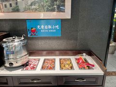 自助取餐区-渝乡辣婆婆·川菜 水煮鱼(中山西路店)