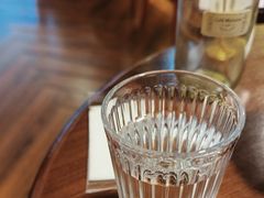 -Café Monson