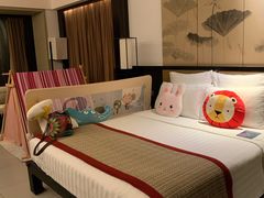 -三亚湾海居铂尔曼度假酒店