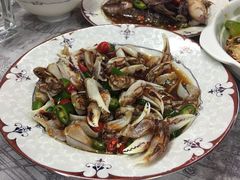 -臻鲜燕海鲜融合餐厅(金陵style店)