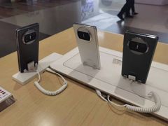 -华为授权体验店(中山公园来福士)