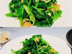 拍蒜油渣炒菠菜-江南厨子(万象天地店)