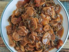 -红岩美食坊(伊春市伊春区)