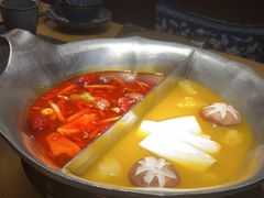 -湊湊火锅·茶憩(郑州绿地新都会店)