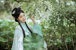 -一揽芳华汉服旗袍体验馆(拙政园店)