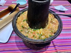 -香巴拉云南餐厅(华莱坞店)