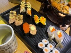-万岁料理回转寿司(华贸店)
