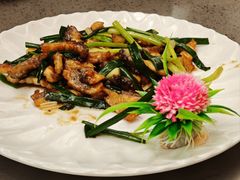 -郑猛记石岐鸽主题餐厅(长江店)