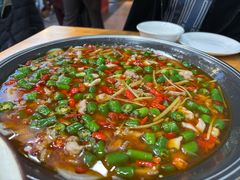 鲜锅兔-钟师葱葱鲫鱼·江湖菜(梁家巷店)