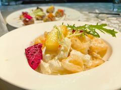 -穹六人间 people 6(岳阳路店)