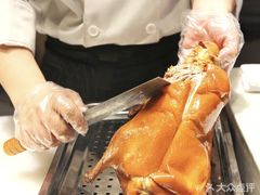 -川骄海鲜自助(王府井奥莱UP TOWN店原世界之花店)