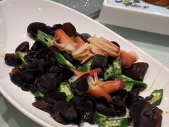 -海派美食·家宴海鲜青岛菜·石锅鲽鱼头(东方城店)