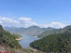 -杭州千岛湖滨江希尔顿度假酒店