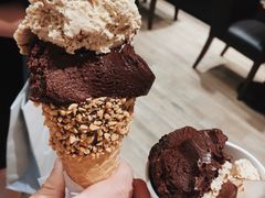 黑巧克力冰激凌-VENCHI 闻绮(北京国贸商城店)