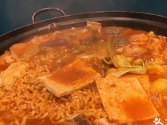 -烤路里·韩国品质自助烤肉(石路天虹4号店)