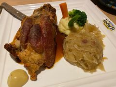 -LENBACH兰巴赫西餐啤酒坊(大连东港店)