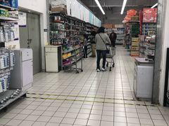 -农工商超市(金沙江路店)