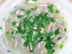 -杨三孃跷脚牛肉(西外棕榈岛店)