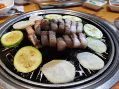 -唯成•韩国炭火烤肉 유성고기