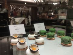 -圣丰索菲特·2 On 988 Café 自助餐厅