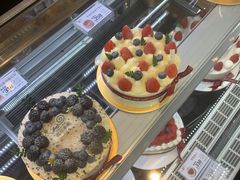 -花花卷卷·鲜食蛋糕(静安久光百货店)