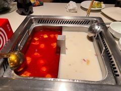 番茄锅底-海底捞火锅鲜切牛肉主题店(长寿路店)