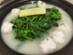 西洋菜鲮鱼球-维园悦谱·海派家常菜(乌鲁木齐南路店)