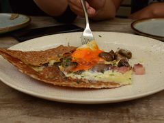 鸡蛋蘑菇熏肉荞麦可丽饼-RAC BAR(安福路店)