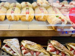 -红星前进面包牛奶公司(君太店)