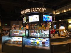 -CGV影城(滨江天街IMAX店)