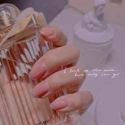 -莉娜美睫·穿戴甲