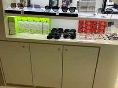 -宝岛眼镜(群光广场店)