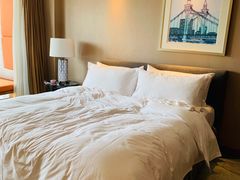-珠海拱北口岸希尔顿欢朋酒店