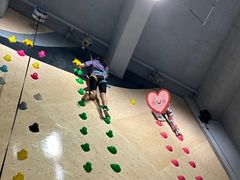 -ROCKPLUS攀岩馆(环宇城店)