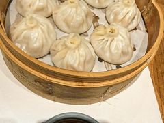 -馋三尺蟹粉小笼(人民广场店)