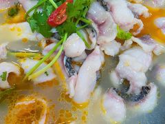 -大鼎石锅鱼(春江里店)