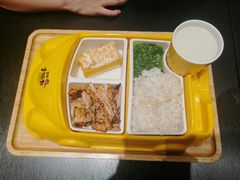 -熊吞·大碗丼烧肉饭(西市场嘉华店)