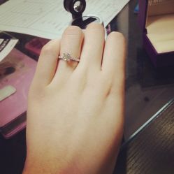 点击看大图 iphone_upload_pic-威德钻石-克拉钻大本营(南京东路店)