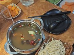 -塔兰齐新疆孜然火锅(鲤鱼山路店)