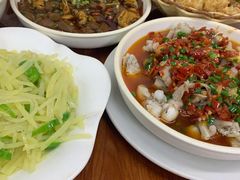 -胡子饮食店