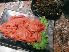 -啊美丽炭火烤肉(滑翔一店)