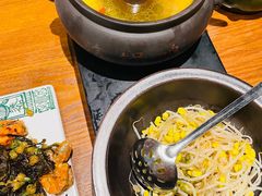 -云海肴·汽锅鸡·云南菜(天山百盛优客店)