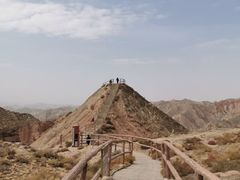 -冰沟丹霞旅游景区