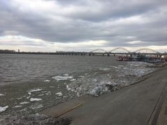 -人民防洪胜利纪念塔