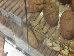 海盐羊角面包-巴黎贝甜(常德路店)